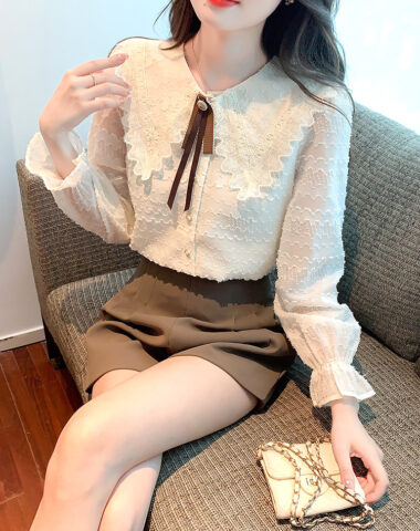 A321 : Áo sơ mi chiffon dập sóng cổ búp bê nhọn dễ thương